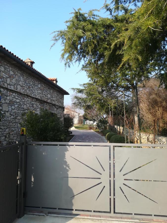 Apartman "Almond House 2" Pula Buitenkant foto