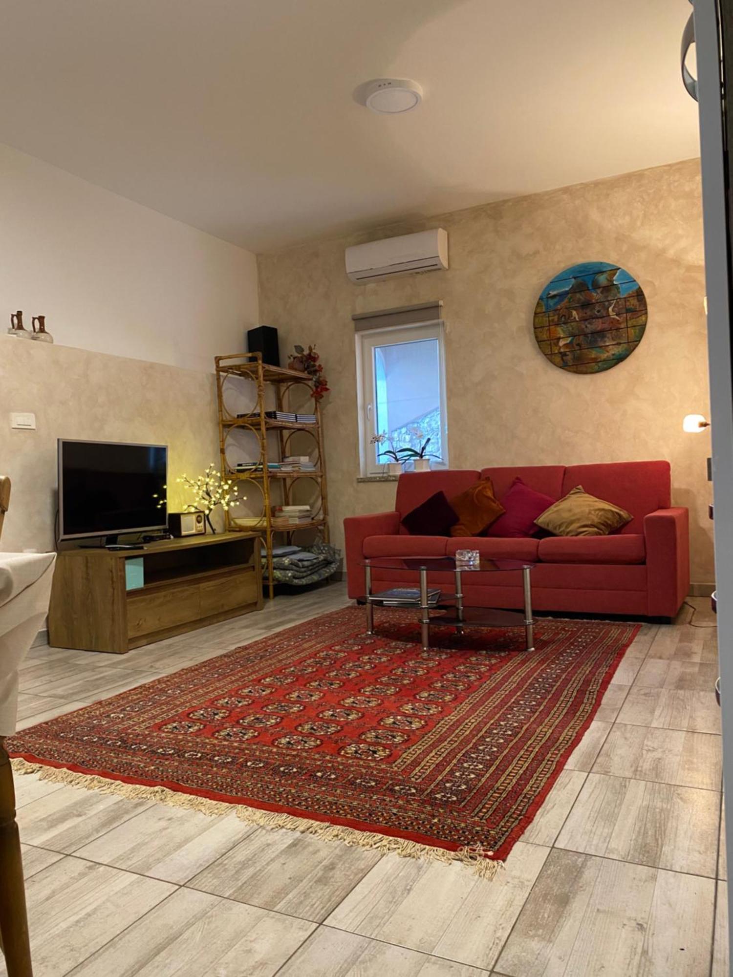 Apartman "Almond House 2" Pula Buitenkant foto